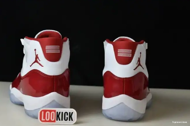 HYPE Cherry 11 CT8012-116 Air Jordan 0427